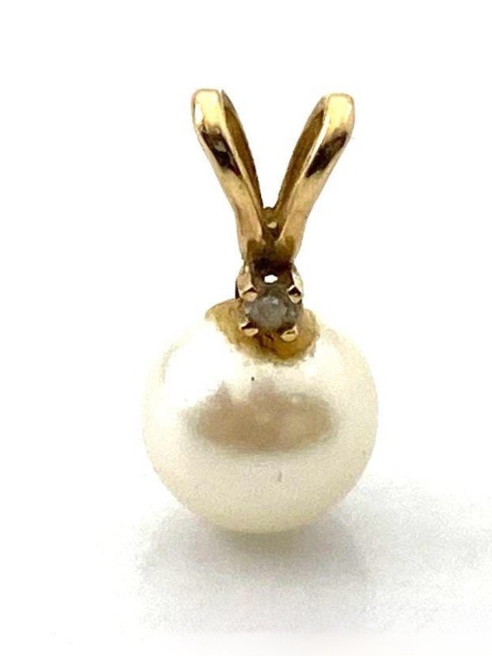 Vintage Style 14k Gold Pearl & Diamond Round Pendant Charm approx 1/2in 0.59g